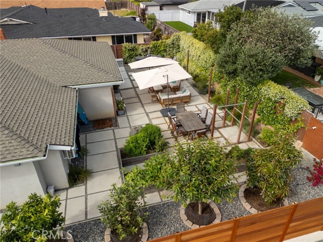 6017 Carnegie Street, San Diego CA: https://media.crmls.org/medias/7326aa07-17d8-42b2-a6af-ec7c1d567606.jpg