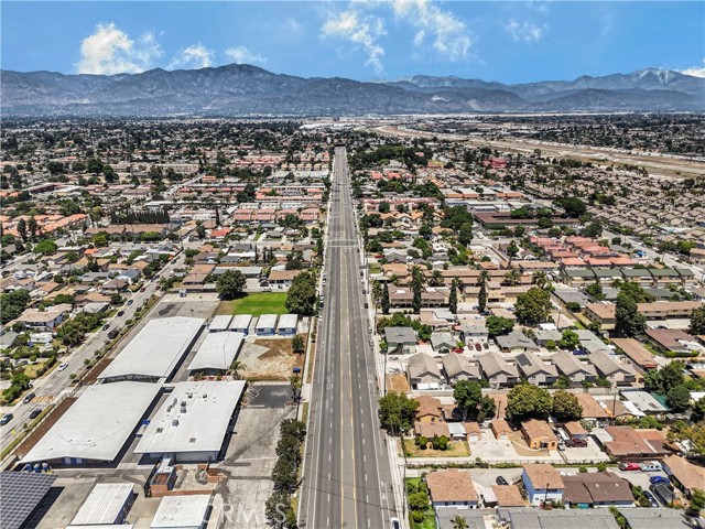 3452 Durfee Avenue, El Monte CA: https://media.crmls.org/medias/7326f4c2-4c30-49af-ab9c-e9dcd0741702.jpg