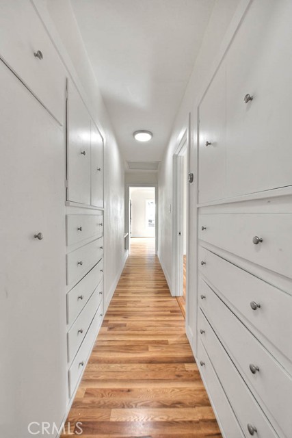 547 W 106th Street, Los Angeles CA: https://media.crmls.org/medias/732734c5-fd6d-4ce2-af9f-c72ae5865c1b.jpg