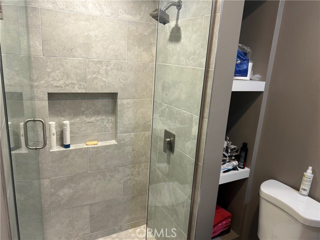 Detail Gallery Image 9 of 20 For 19 Calotte, Lake Forest,  CA 92610 - 4 Beds | 3 Baths