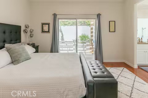 https://media.crmls.org/medias/7327c825-1e86-4073-a71d-9ffb49cb2916.jpg?preset=X-Large