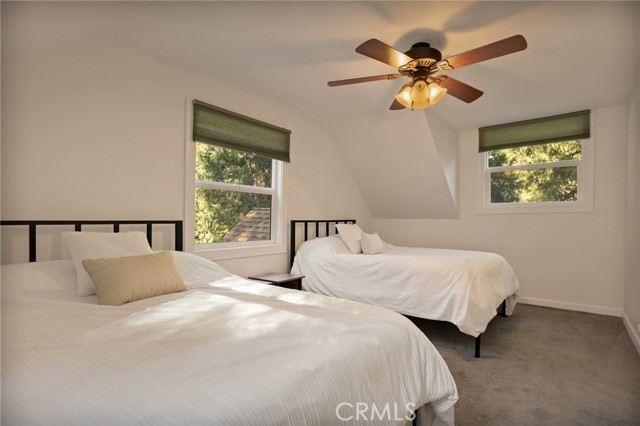 Detail Gallery Image 26 of 45 For 717 Crest Estates, Lake Arrowhead,  CA 92352 - 3 Beds | 3 Baths