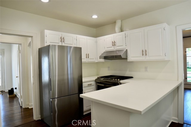 Detail Gallery Image 9 of 27 For 679 La Mirada, San Marino,  CA 91108 - 3 Beds | 2 Baths