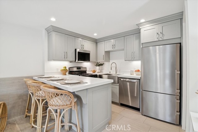 Detail Gallery Image 30 of 71 For 523 S Francisca Ave, Redondo Beach,  CA 90277 - 2 Beds | 2 Baths