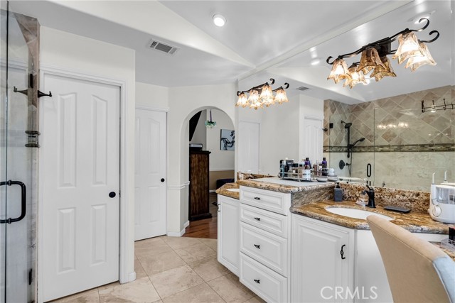 11322 Breithorn Court, Riverside CA: https://media.crmls.org/medias/7329c367-2f08-4fa0-90f0-1d43f013d145.jpg