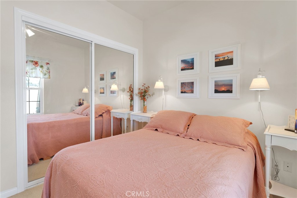 https://media.crmls.org/medias/7329ff87-492d-47c1-ad98-c0c1326b7afe.jpg?preset=X-Large