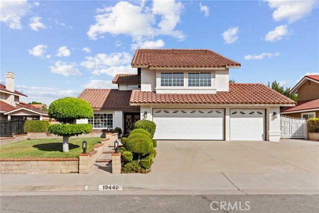 Detail Gallery Image 1 of 34 For 19440 Branding Iron Rd, Walnut,  CA 91789 - 4 Beds | 3 Baths
