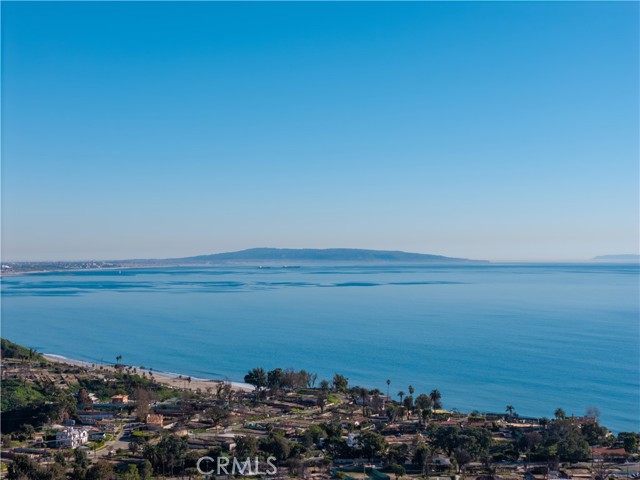 Detail Gallery Image 12 of 16 For 800 El Oro, Pacific Palisades,  CA 90272 - – Beds | – Baths