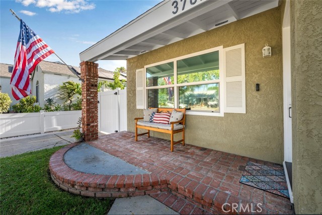 3762 Radnor Avenue, Long Beach, California 90808, 2 Bedrooms Bedrooms, ,1 BathroomBathrooms,Single Family Residence,For Sale,Radnor,PW24173178