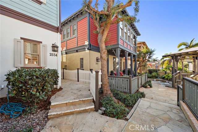 Detail Gallery Image 24 of 26 For 2534 Bungalow Pl #87,  Corona Del Mar,  CA 92625 - 3 Beds | 2/1 Baths