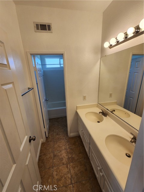 Detail Gallery Image 23 of 42 For 22344 Summer Holly Ave, Moreno Valley,  CA 92553 - 5 Beds | 4 Baths