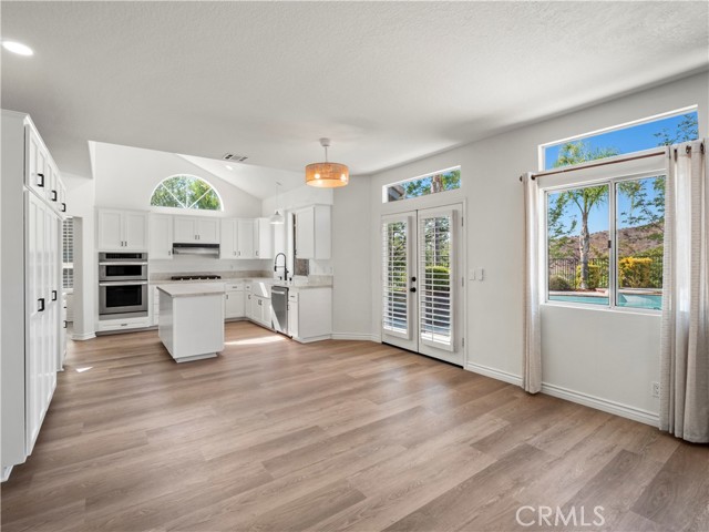 Image 5 of 35 For 22325 Mandarin Lane