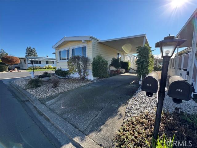 Detail Gallery Image 3 of 22 For 154 Stratford Way, Santa Rosa,  CA 95401 - 2 Beds | 2 Baths