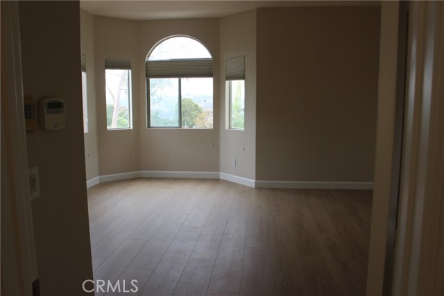 26452 La Scala, Laguna Hills CA: https://media.crmls.org/medias/732dfe0d-86ea-4df3-8432-98df4f13b712.jpg