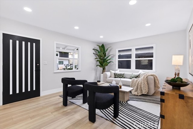 Detail Gallery Image 6 of 34 For 2622 S Bentley Ave, Los Angeles,  CA 90064 - 3 Beds | 2 Baths