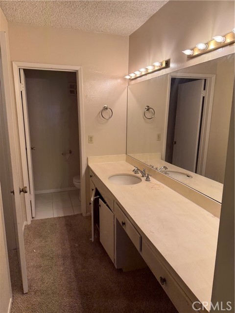 Detail Gallery Image 17 of 23 For 5339 Newcastle Ave #103,  Encino,  CA 91316 - 2 Beds | 2 Baths