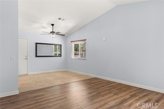 Detail Gallery Image 9 of 31 For 73 Skymountain Cir, Chico,  CA 95928 - 3 Beds | 2 Baths