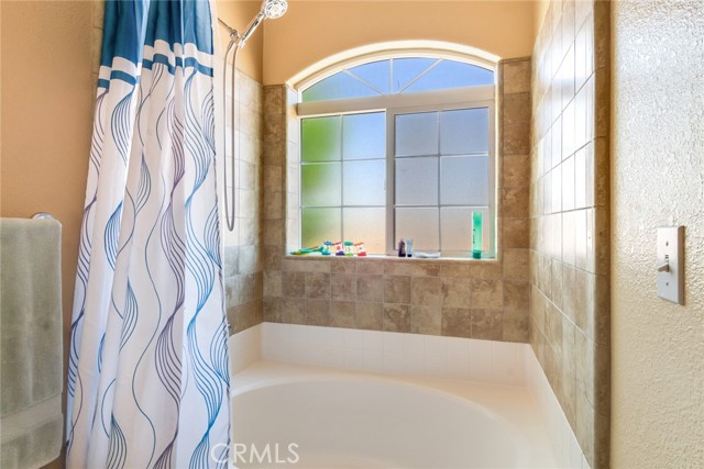 Detail Gallery Image 35 of 55 For 23465 Cherokee Rd, Apple Valley,  CA 92307 - 5 Beds | 3/1 Baths