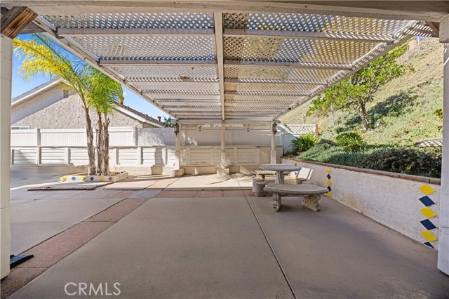 Detail Gallery Image 22 of 33 For 2118 Tierra Loma, Diamond Bar,  CA 91765 - 5 Beds | 3 Baths