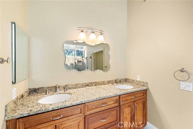 Detail Gallery Image 12 of 45 For 12 Havre Ct, Lake Forest,  CA 92610 - 4 Beds | 2/1 Baths
