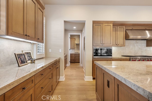 Detail Gallery Image 14 of 72 For 103 Andirons, Irvine,  CA 92602 - 5 Beds | 5/1 Baths