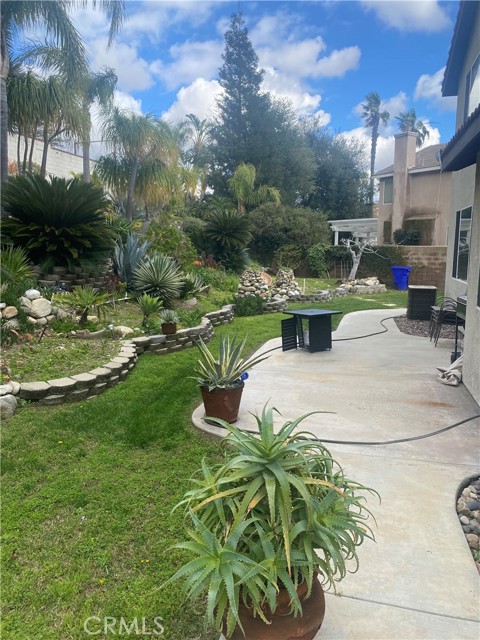 5031 Columbia Drive, Fontana CA: https://media.crmls.org/medias/73315c97-538e-4b36-9a01-68be6d67d069.jpg