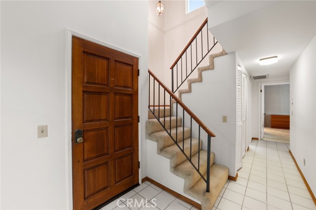 Detail Gallery Image 11 of 30 For 11831 Courtleigh Dr #203,  Los Angeles,  CA 90066 - 2 Beds | 2 Baths