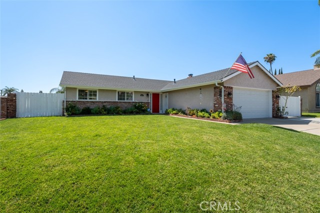 Detail Gallery Image 2 of 43 For 5961 Trail View Pl, Yorba Linda,  CA 92886 - 3 Beds | 2 Baths