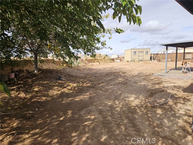 Detail Gallery Image 15 of 17 For 11724 Portola Ct, Adelanto,  CA 92301 - 3 Beds | 2 Baths