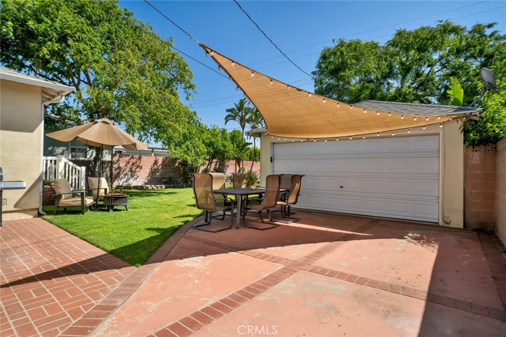1232 N Avon StreetBurbank img 24