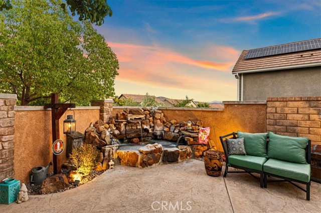 22517 Skipping Stone Drive, Saugus CA: https://media.crmls.org/medias/733293c0-f6d9-45ad-8a5c-e0fa42d8e6ee.jpg