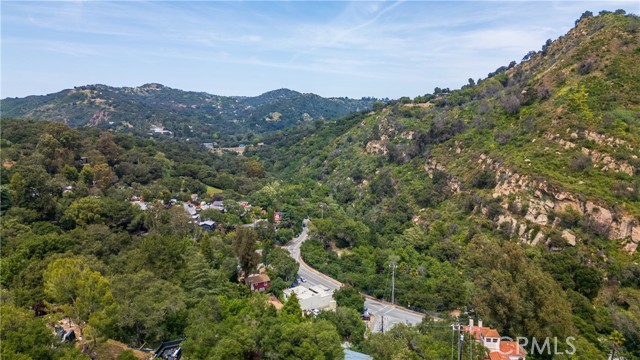 Detail Gallery Image 10 of 68 For 432 Fernwood Pacific, Topanga,  CA 90290 - 2 Beds | 2 Baths