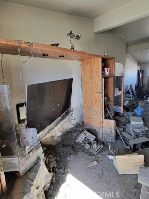 Detail Gallery Image 5 of 9 For 2300 Olivera, Phelan,  CA 92371 - 4 Beds | 2 Baths