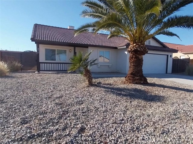 Detail Gallery Image 2 of 31 For 6012 Regino Ave, Twentynine Palms,  CA 92277 - 3 Beds | 2 Baths