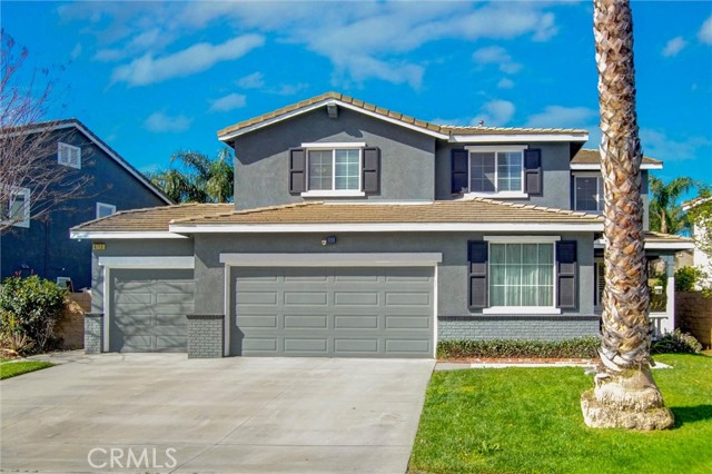Detail Gallery Image 2 of 52 For 6713 Leanne, Corona,  CA 91752 - 4 Beds | 2/1 Baths