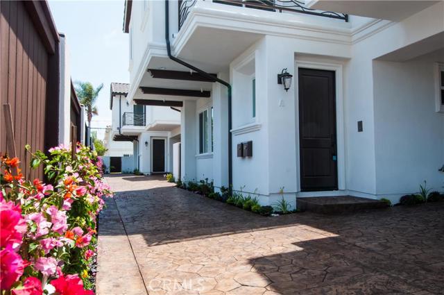 2204 Gates Avenue, Redondo Beach, California 90278, 4 Bedrooms Bedrooms, ,3 BathroomsBathrooms,Residential,Sold,Gates,PV16103133