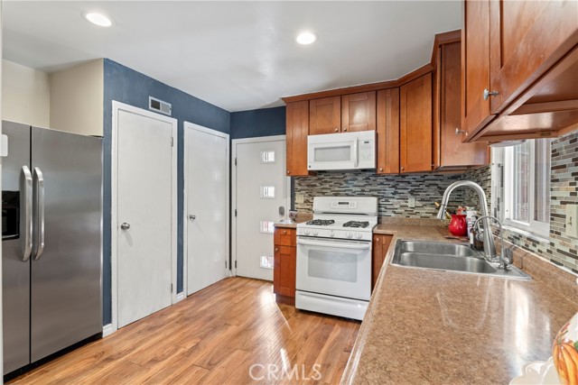 Detail Gallery Image 7 of 27 For 989 Calanda Dr, Crestline,  CA 92325 - 2 Beds | 2 Baths