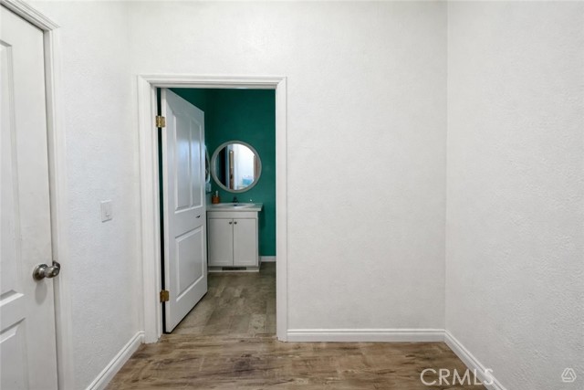 12301 San Fernando, 513 photo 8