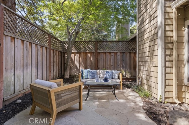 Detail Gallery Image 26 of 36 For 137 Redding Rd #B,  Campbell,  CA 95008 - 2 Beds | 2/1 Baths