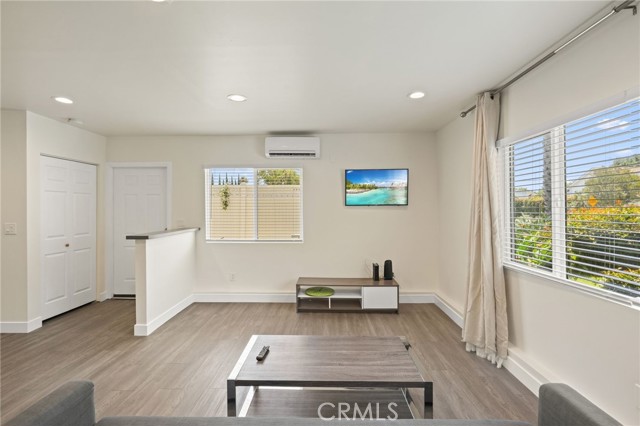 11716 Paso Robles Avenue, Granada Hills CA: https://media.crmls.org/medias/733b8799-2d2c-48f2-a942-6435adcbf6f6.jpg