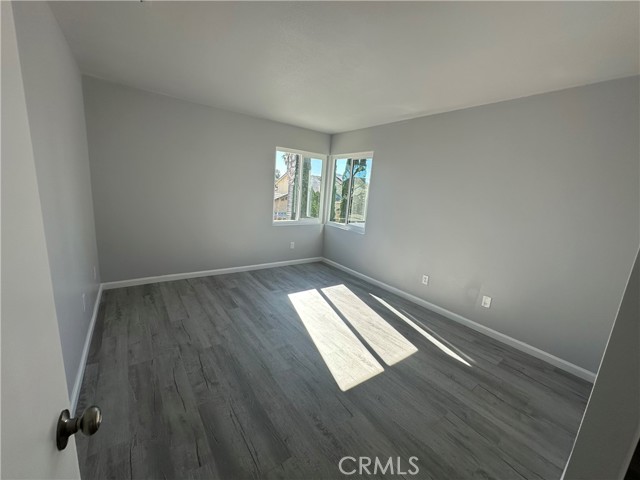 Detail Gallery Image 8 of 9 For 2010 Date Tree, Colton,  CA 92324 - 3 Beds | 2/1 Baths