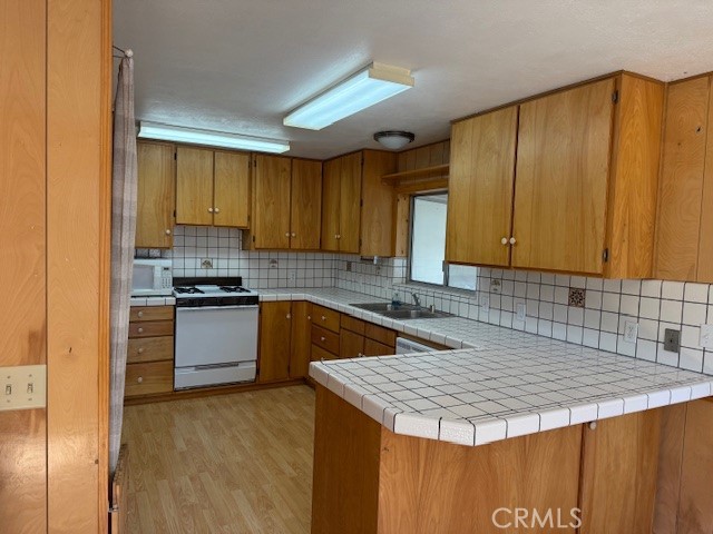 Detail Gallery Image 6 of 16 For 140 Crable St, Frazier Park,  CA 93225 - 2 Beds | 3 Baths