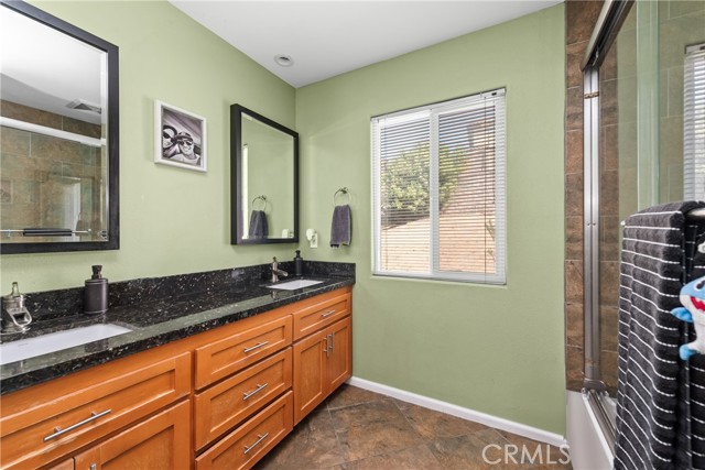 Detail Gallery Image 33 of 50 For 4231 Roxbury St, Simi Valley,  CA 93063 - 4 Beds | 2/1 Baths