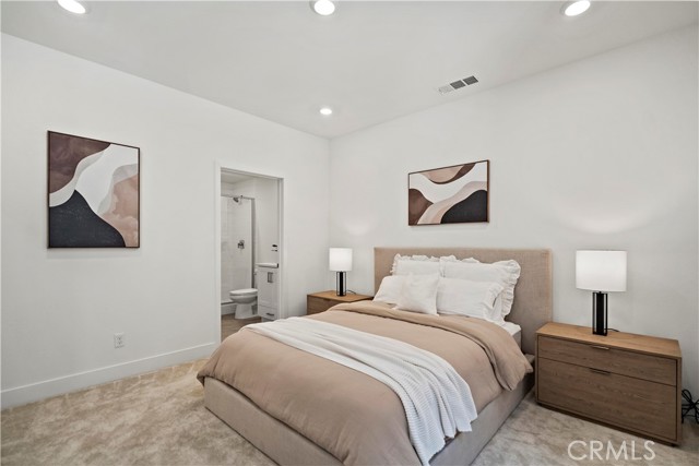 297 Lynx, Irvine CA: https://media.crmls.org/medias/733e1fe6-39a9-46a2-8752-0a0cc94212b6.jpg