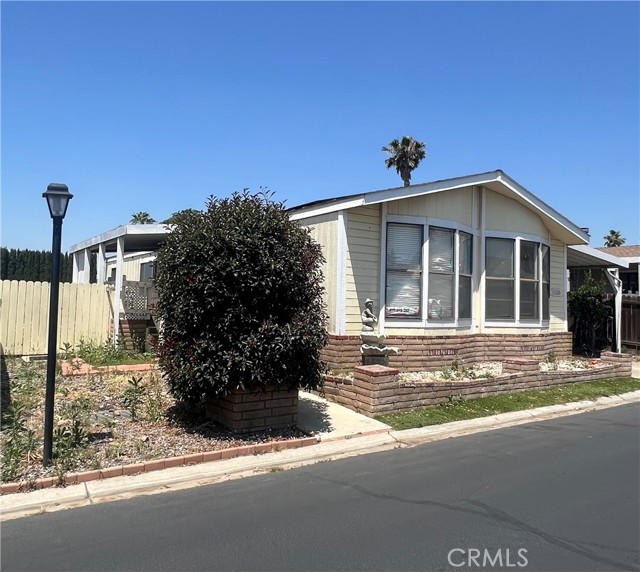 4080 Pedley Road, Jurupa Valley CA: https://media.crmls.org/medias/733ec712-ce0b-43f7-94de-a577c283301c.jpg