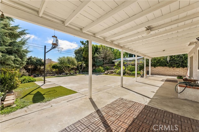 Detail Gallery Image 27 of 32 For 15846 Plummer St, North Hills,  CA 91343 - 4 Beds | 2/1 Baths