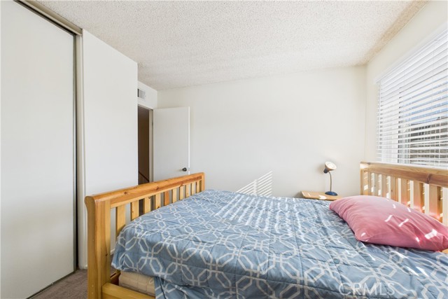 Detail Gallery Image 19 of 25 For 1331 W Cerritos #25,  Anaheim,  CA 92802 - 3 Beds | 2/1 Baths