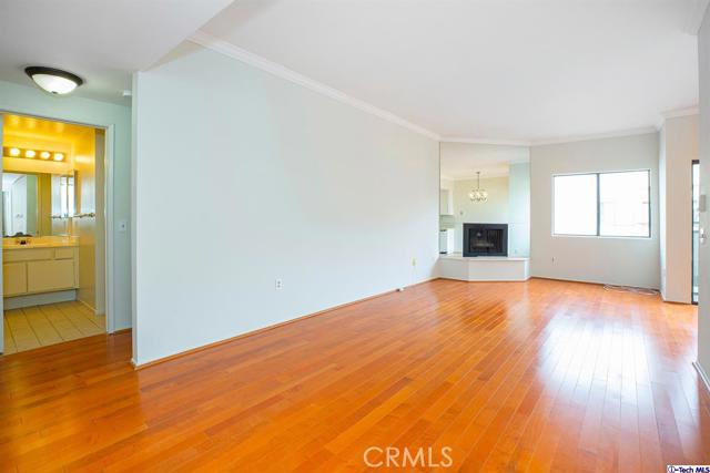 2 Bed Home for Sale in Encino, California