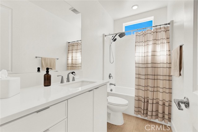 Detail Gallery Image 21 of 48 For 74 Dudley, Irvine,  CA 92618 - 4 Beds | 4 Baths