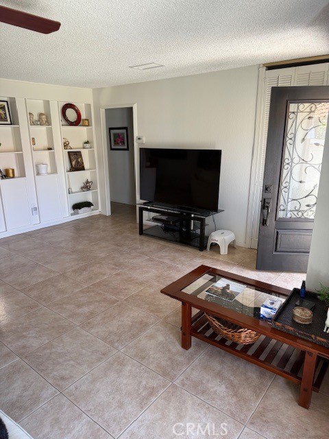 3083 Via Serena S S, Laguna Woods CA: https://media.crmls.org/medias/73418c94-993f-4ccb-b8d0-7a772bb6d88d.jpg